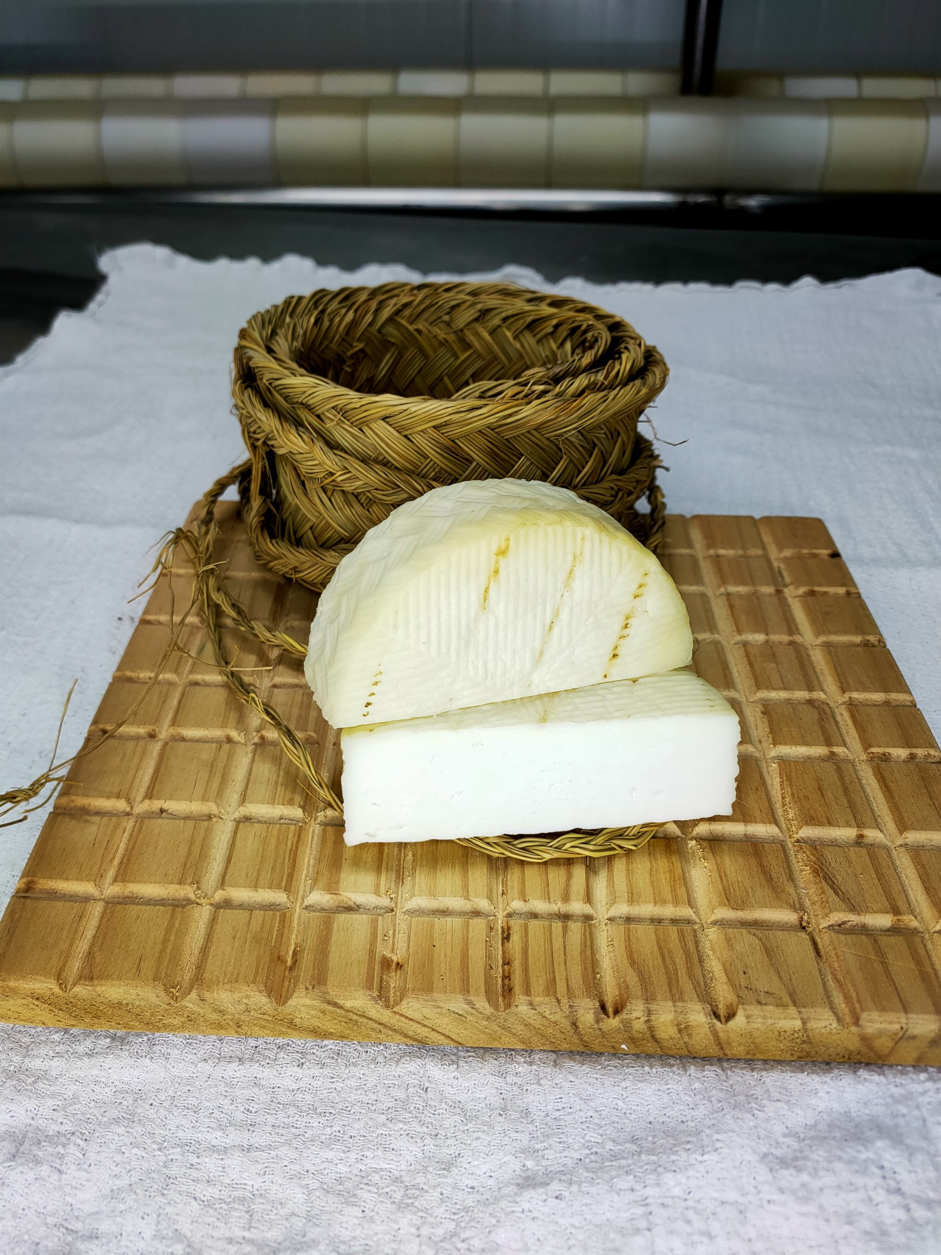 Queso de cabra fresco ahumado